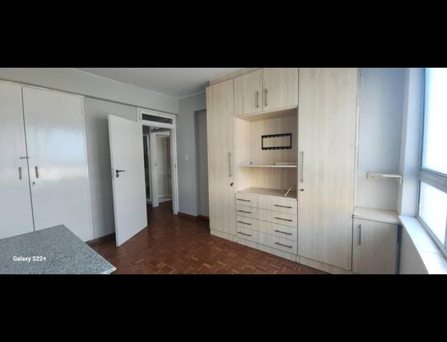 2 BEDROOM PROPERTY TO RENT IN NORTH BEACH